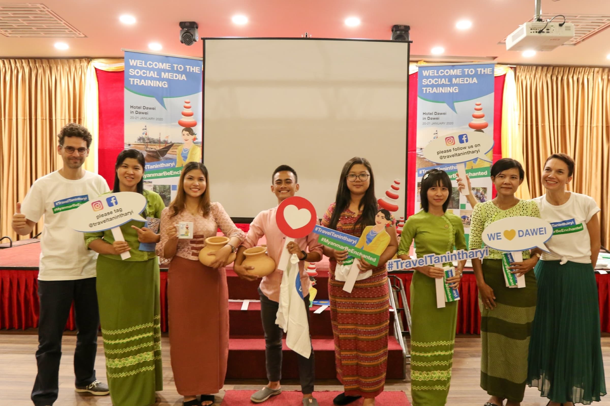 Dawei training cohort with #TravelTanintharyi props